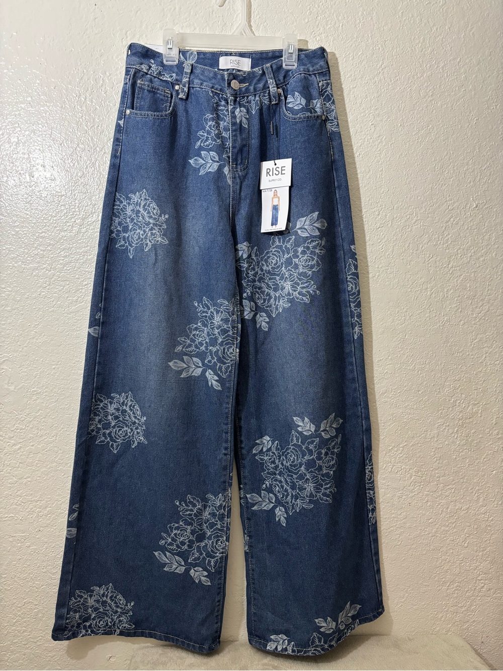 Men's Wide Leg Floral Print Jeans - Blue